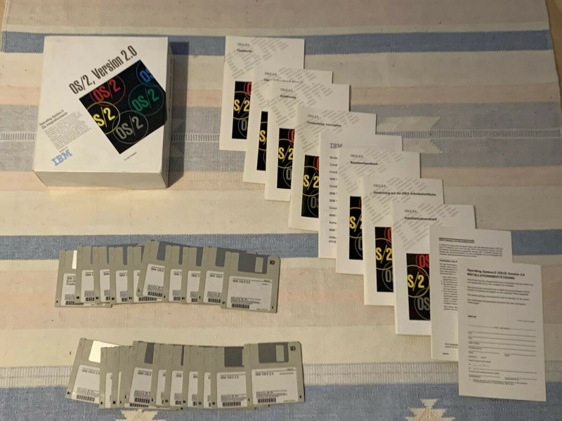 File:IBM OS2 2-0 German 14G0715 M215430 002.jpg