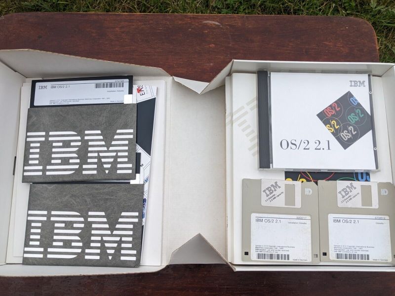 File:OS2 2-1 EN-CD 003.jpg