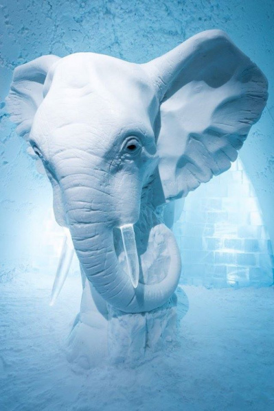 File:IceHotel-Elephant.jpg